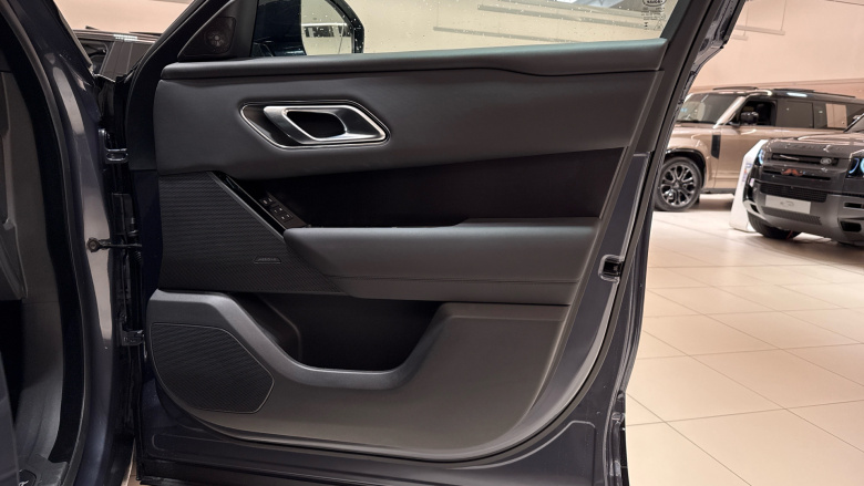 Land Rover Range Rover Velar 2.0 D200 MHEV Dynamic SE 5dr Auto Diesel Estate